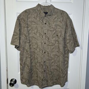 Woolrich Shirt Men's Large Beige Khaki Newspaper Bass Fish Print Button Front